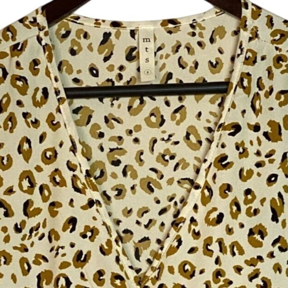 MTS Leopard Print Cream Flutter Sleeve Dress With V-Neck & Pockets Lightweight L - Picture 3 of 8